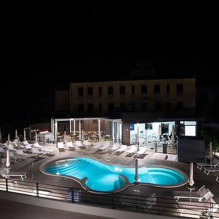 Hotel Ristorante Dante Torgiano Exteriér fotografie