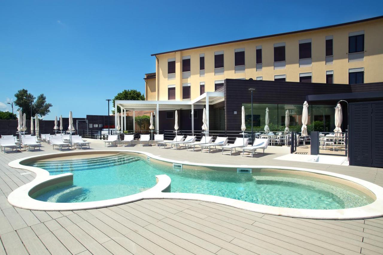 Hotel Ristorante Dante Torgiano Exteriér fotografie