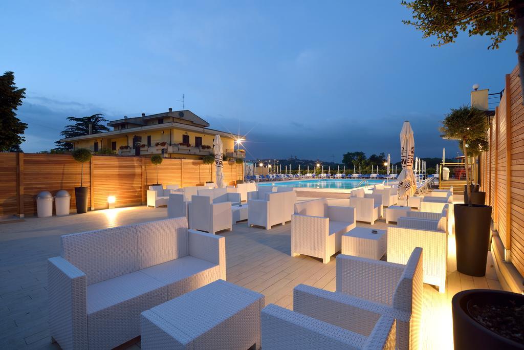 Hotel Ristorante Dante Torgiano Exteriér fotografie