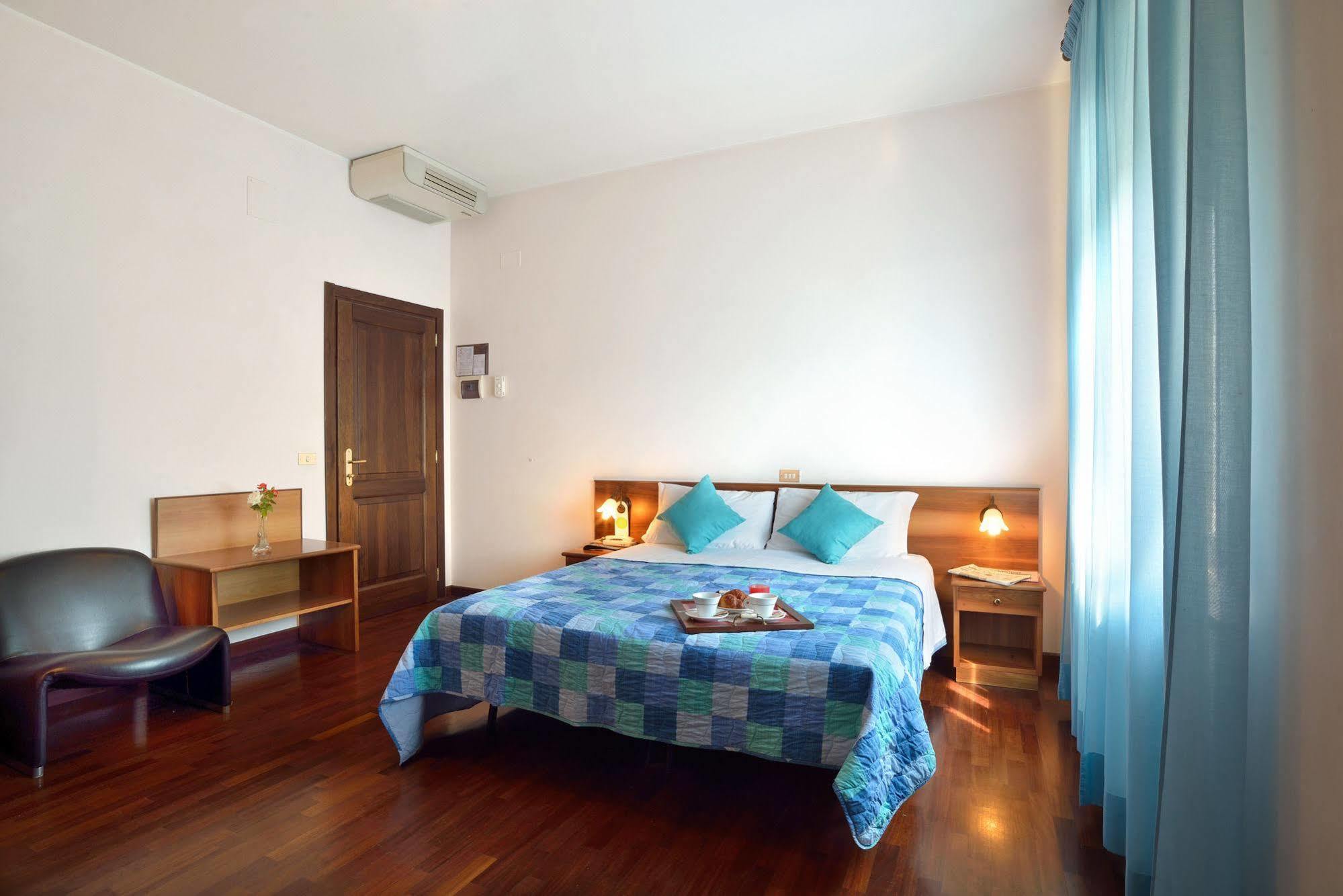 Hotel Ristorante Dante Torgiano Exteriér fotografie