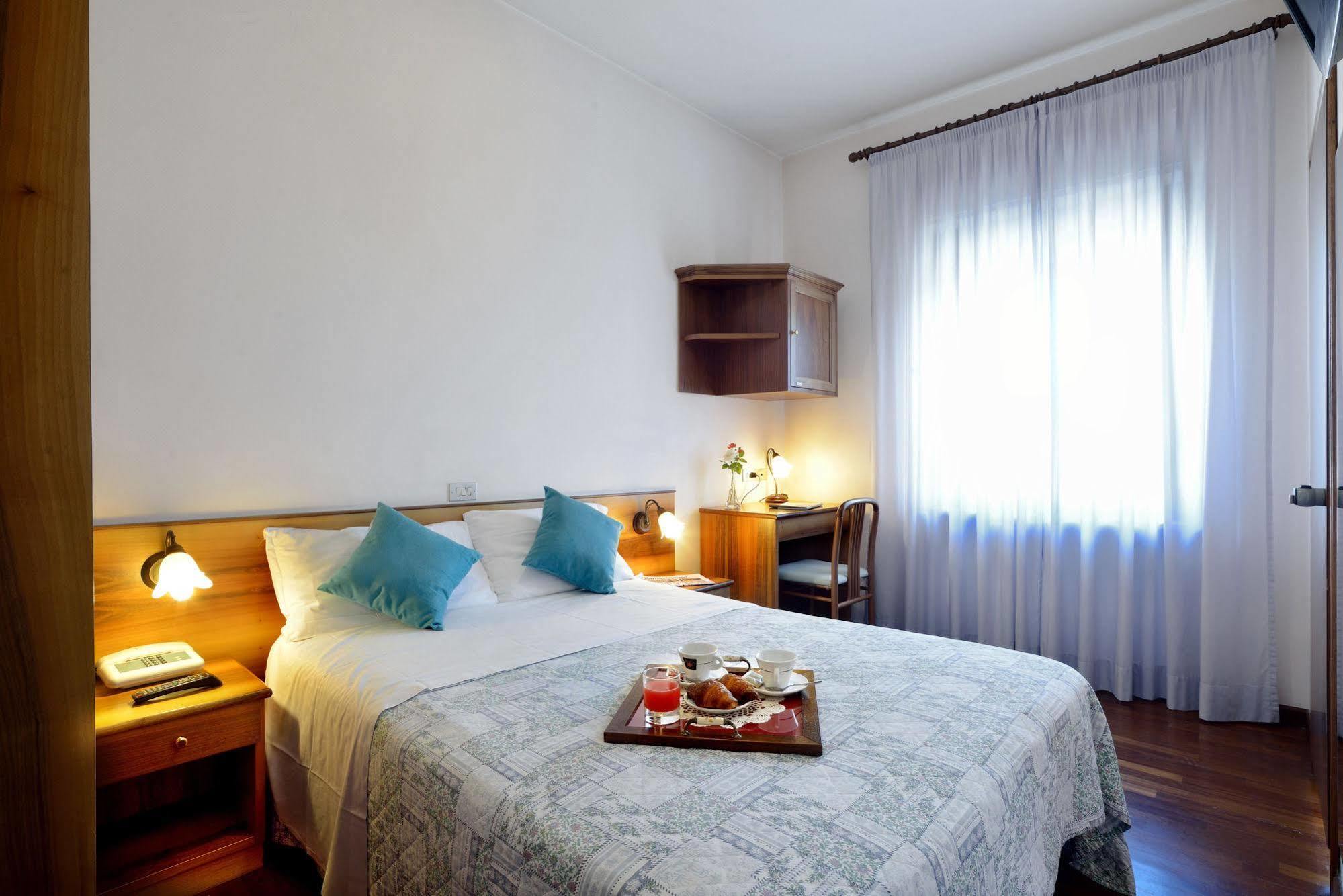 Hotel Ristorante Dante Torgiano Exteriér fotografie