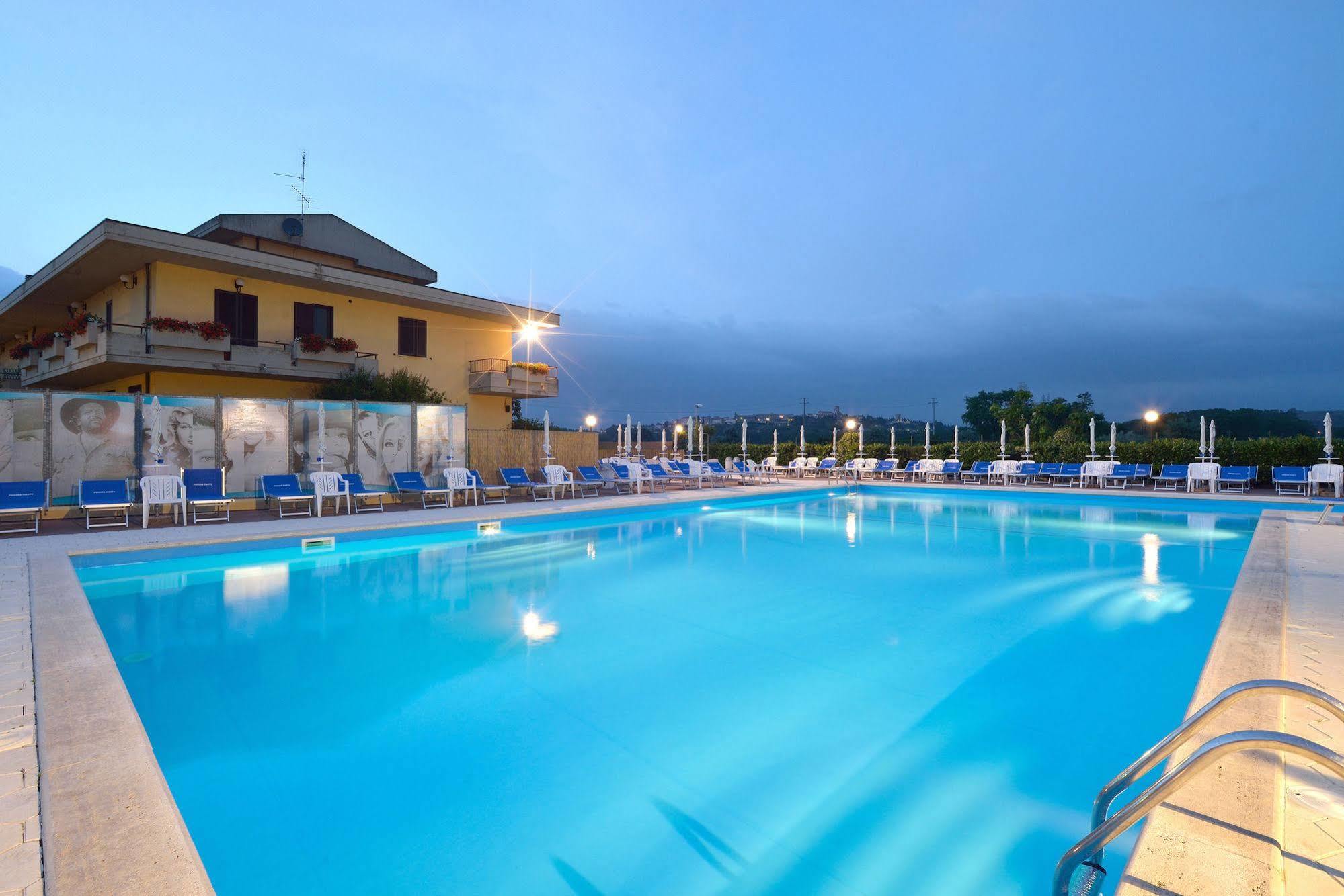 Hotel Ristorante Dante Torgiano Exteriér fotografie